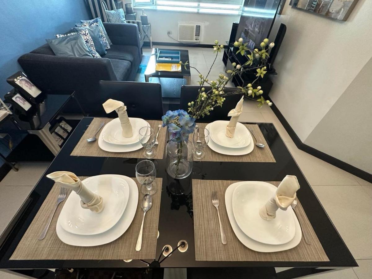 Suites De Marina Manila With Netflix Εξωτερικό φωτογραφία